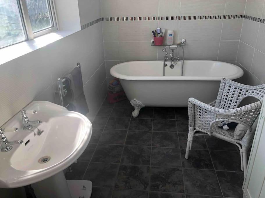 Sadlesea Villa West Wittering Eksteriør bilde